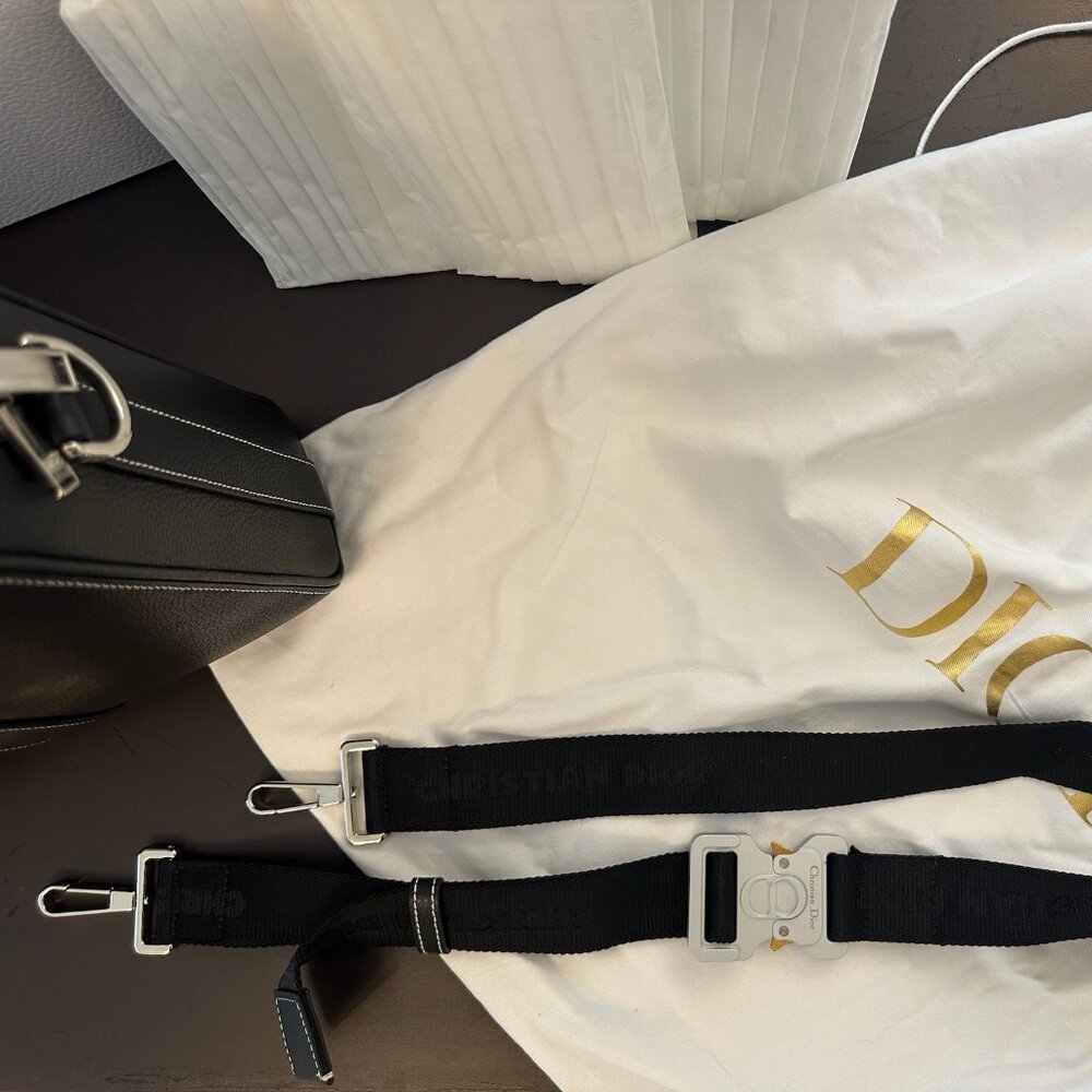 Dior Bag - Picture 5 of 6